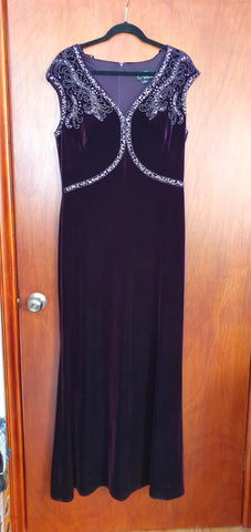 ALEX EVENINGS Vestido velvet stretch con aplicaciones. Talla 14