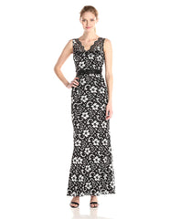 BETSY & ADAM Vestido de encaje floral de gala. Talla 20W