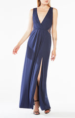BCBG Max Azria Vestido de noche stretch con bordado. Talla 4