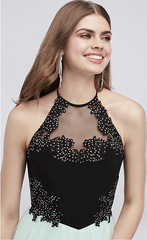 BLONDIE NITES Vestido halter con faldón menta de tul. Talla 7