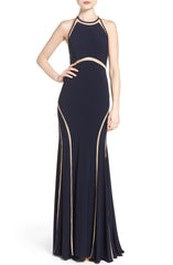 Xscape Vestido largo con panel transparente. Talla 4